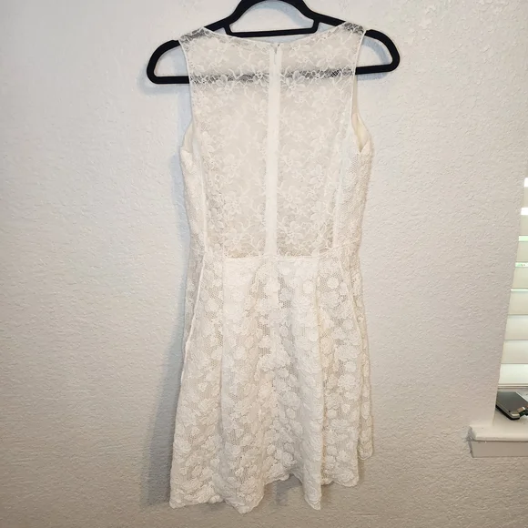 Nina Ricci Cream/Off Ivory White Knee Length Lace Dress Size FR 38 - Picture 11 of 16